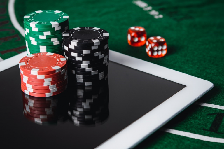 Are online slots popular? What are the key features?